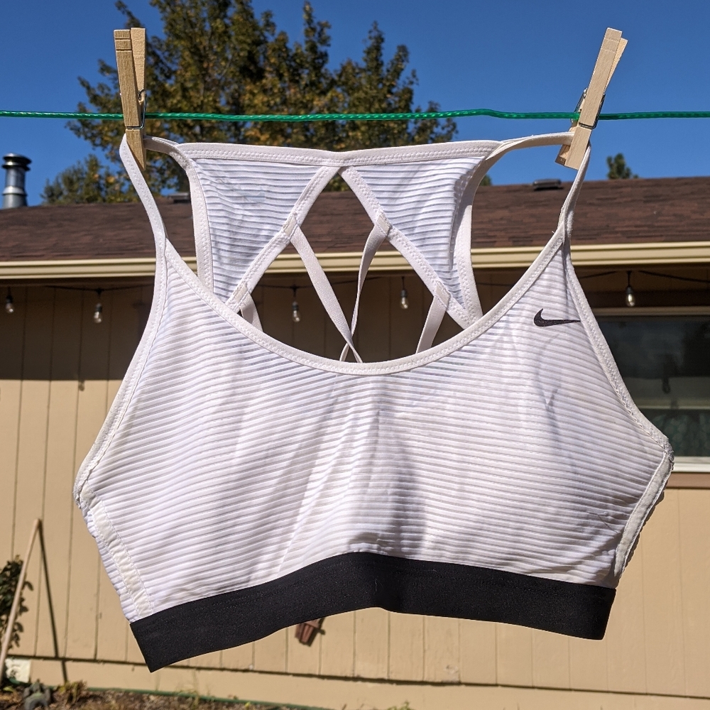 Nike dri-fit sports bra medium white